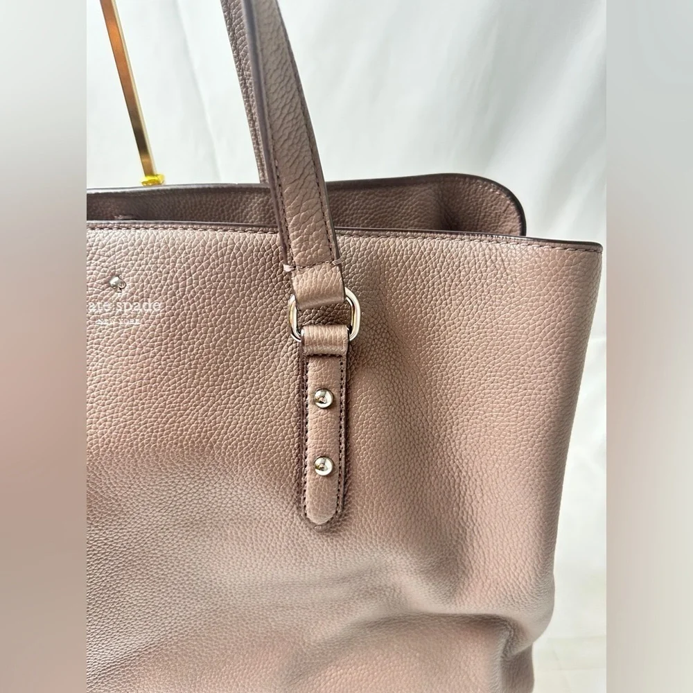 Kate Spade Larchmont Avenue Large Evangelie Satchel In Taupe